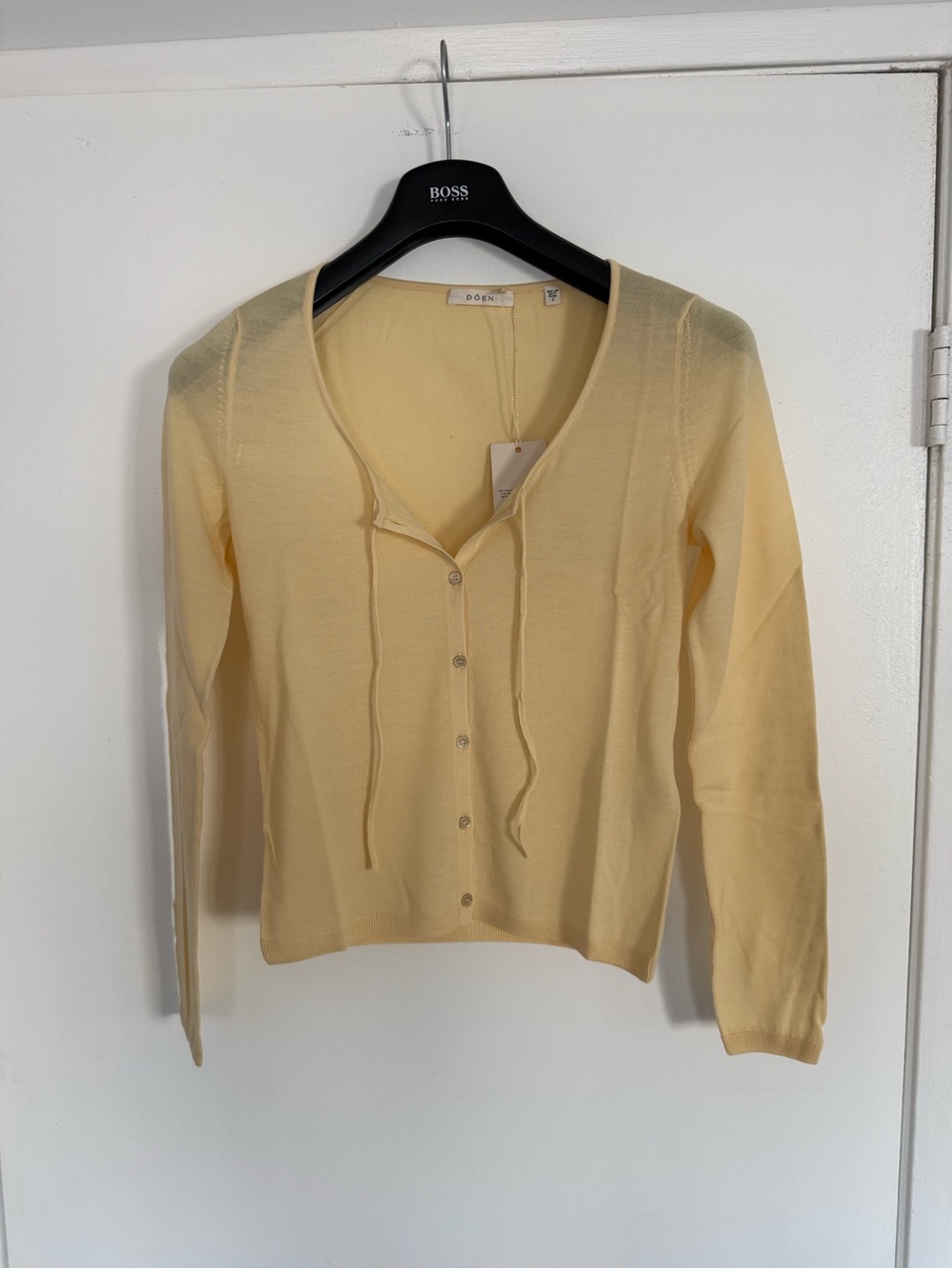 Doen Naida Yellow Button-Front Cardigan Sweater in Citrone